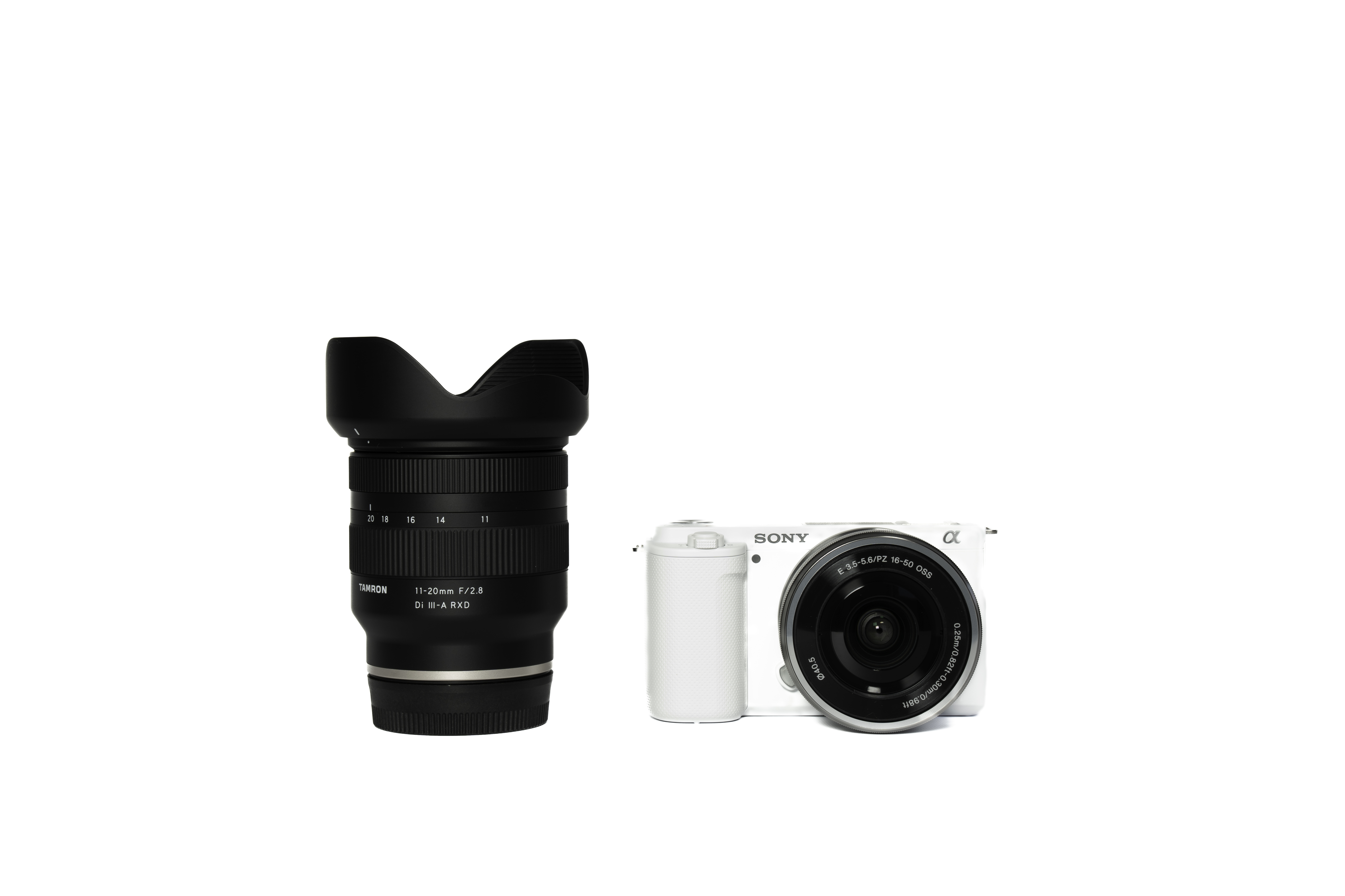 SONY VLOGCAM ZV-E10L&表現が広がる超広角ズームセット ZV-E10Lパワーズームレンズキット [ホワイト] + 11-20mm F/2.8 Di III-A RXD