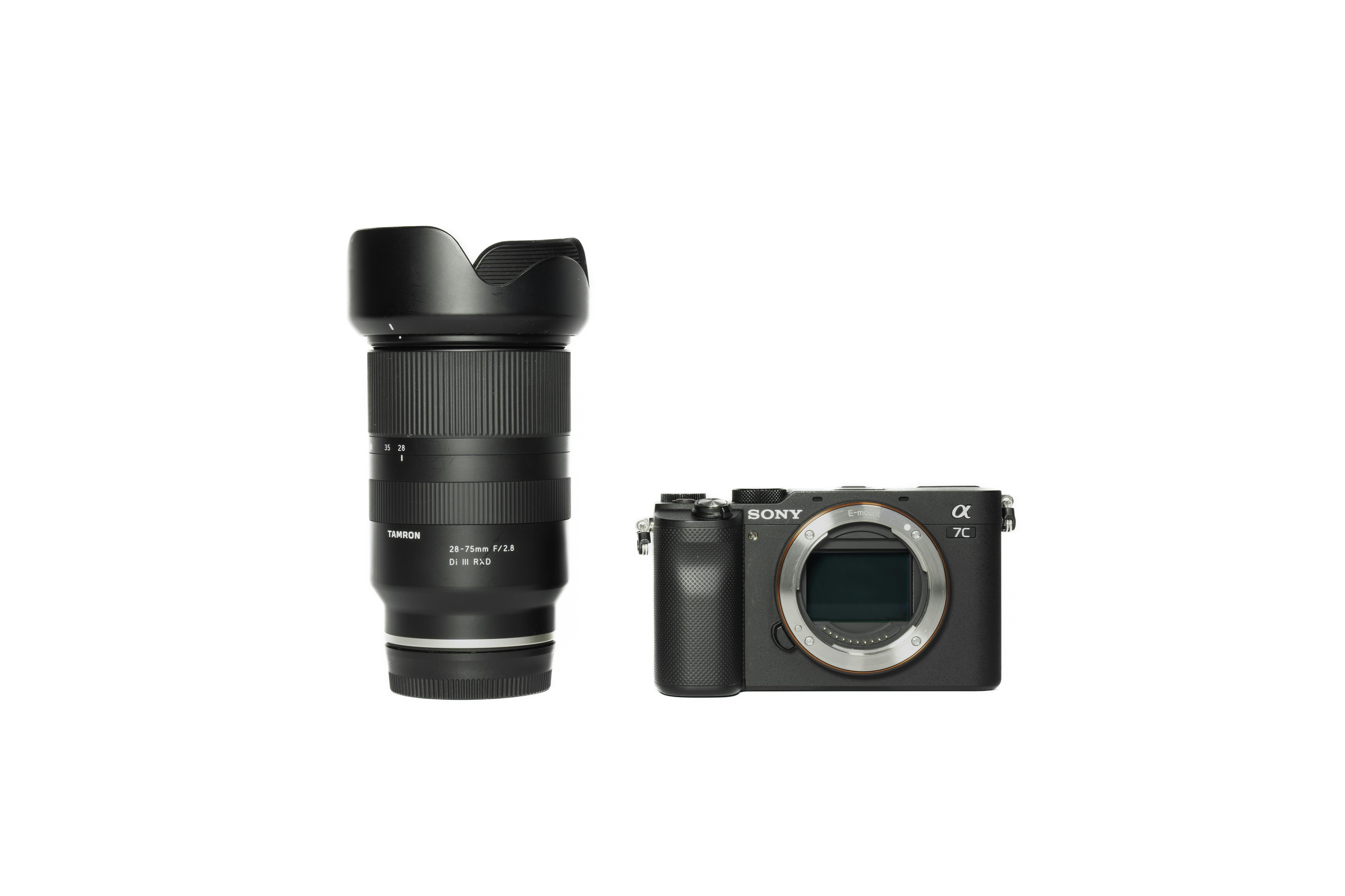 SONY コンパクトフルサイズ＆軽量標準ズームレンズセット α7C [ブラック] + 28-75mm F/2.8 Di III RXD