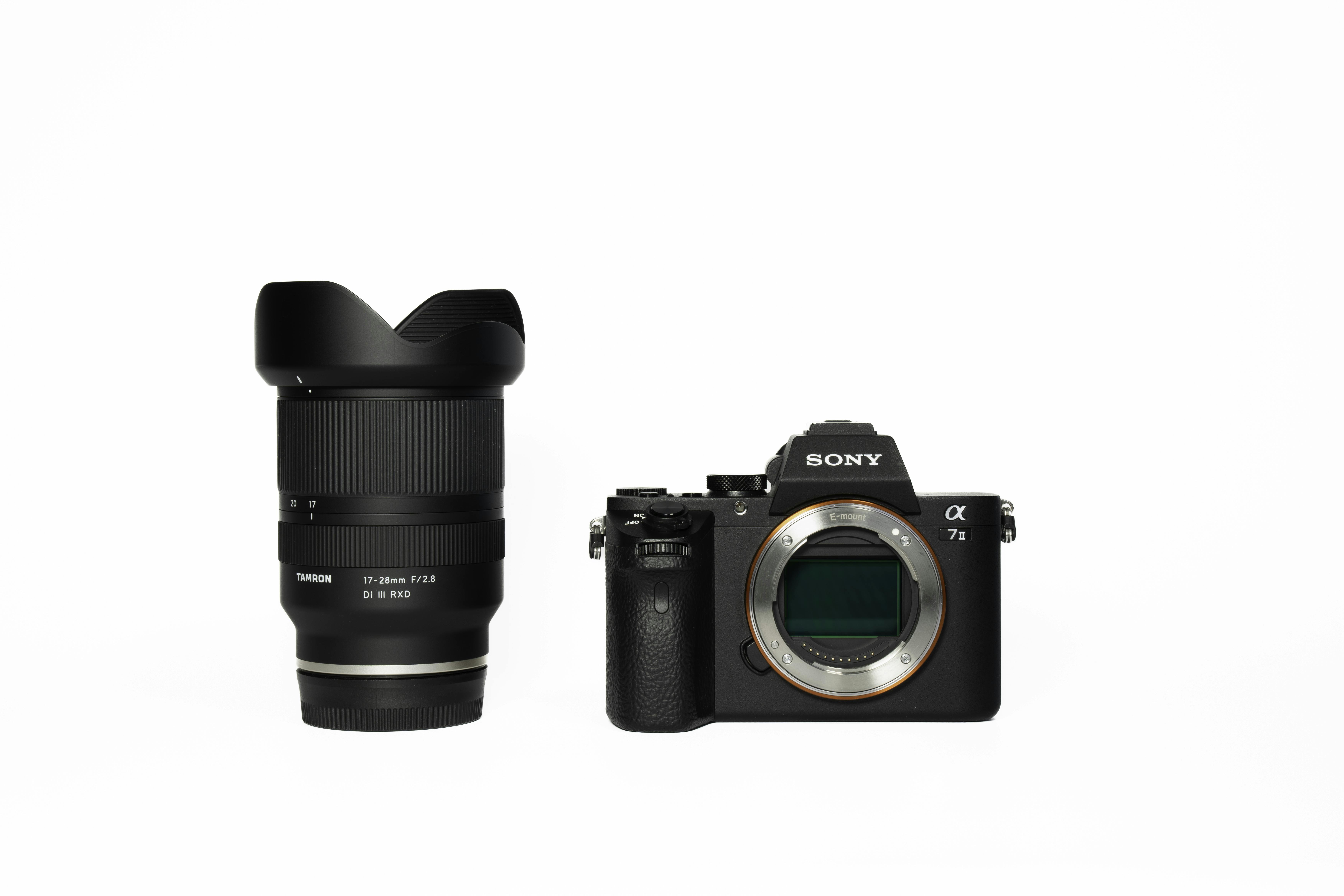 SONY α7 II + 超広角ズームレンズ17-28mm F2.8セット