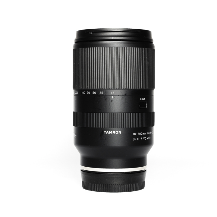 18-300mm F/3.5-6.3 Di III-A VC VXD (Model B061) [ソニーE用]