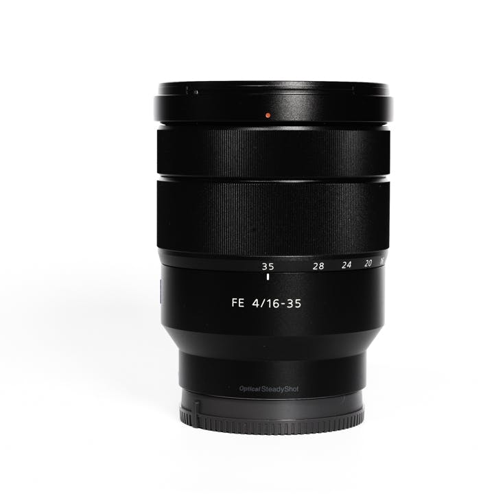 Vario-Tessar T* FE 16-35mm F4 ZA OSS SEL1635Z