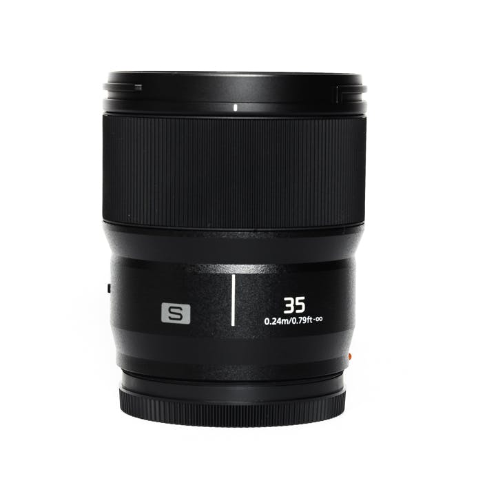 LUMIX S 35mm F1.8 S-S35