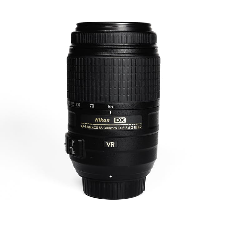 AF-S DX NIKKOR 55-300mm f/4.5-5.6G ED VR