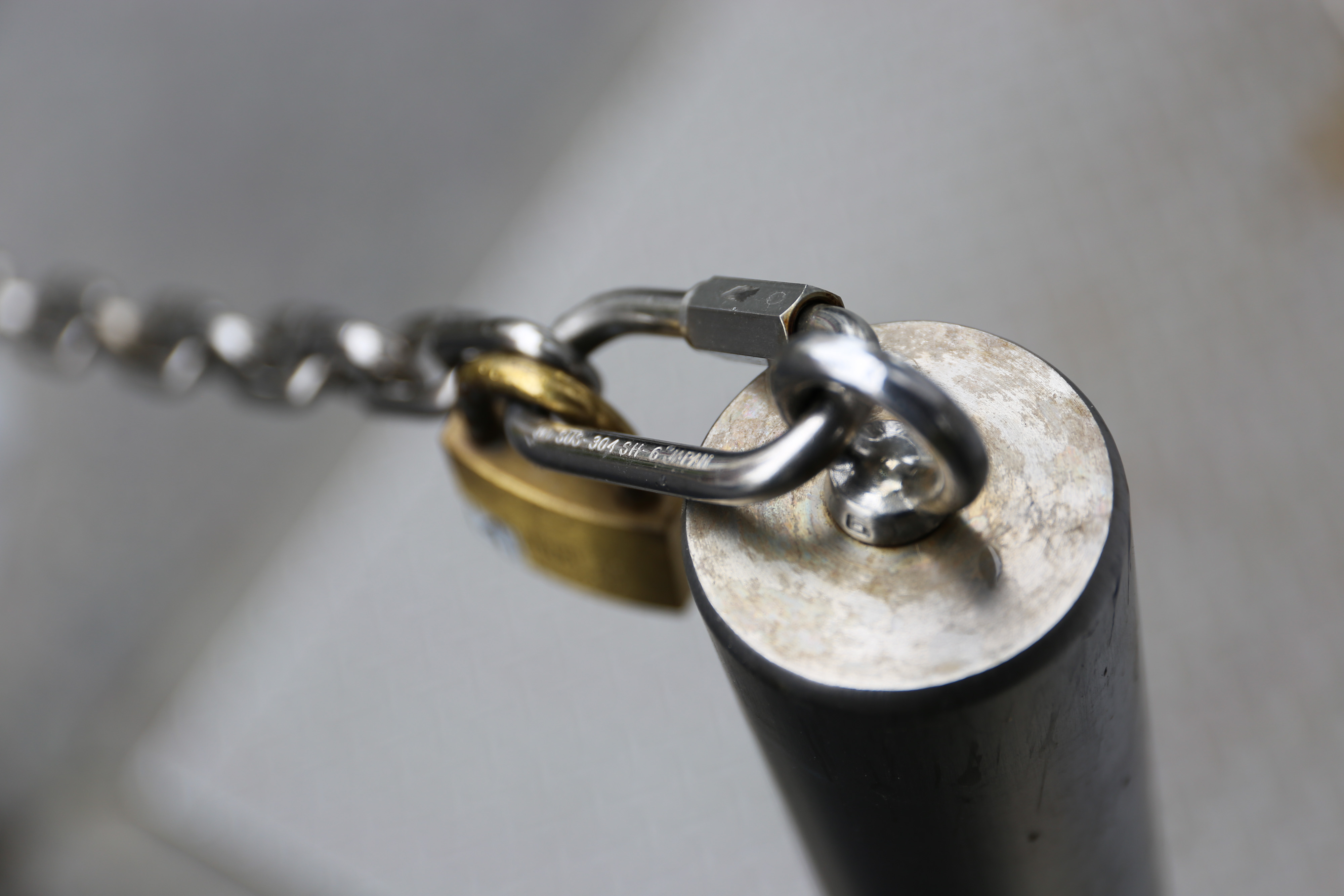 EF24-70mm F4L IS USM