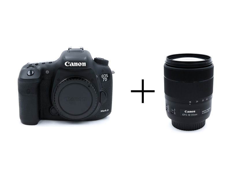Canon 高速連写一眼レフ＆便利ズームセット　EOS 7D Mark II + EF-S18-135mm F3.5-5.6