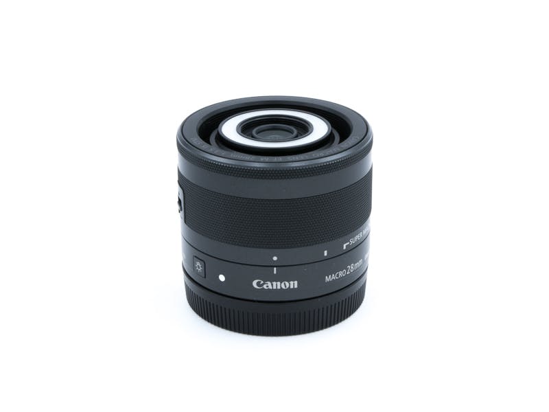 EF-M28mm F3.5 マクロ IS STM