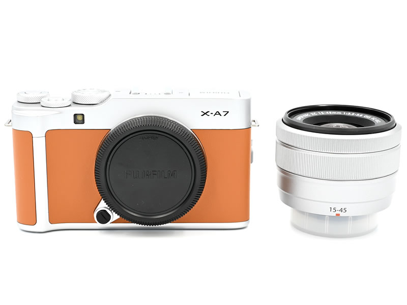 FUJIFILM X-A7 レンズキット [キャメル]
