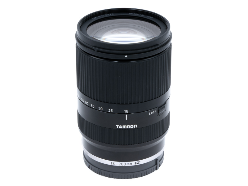 18-200mm F/3.5-6.3 Di III VC (Model B011) ブラック [ソニー用]
